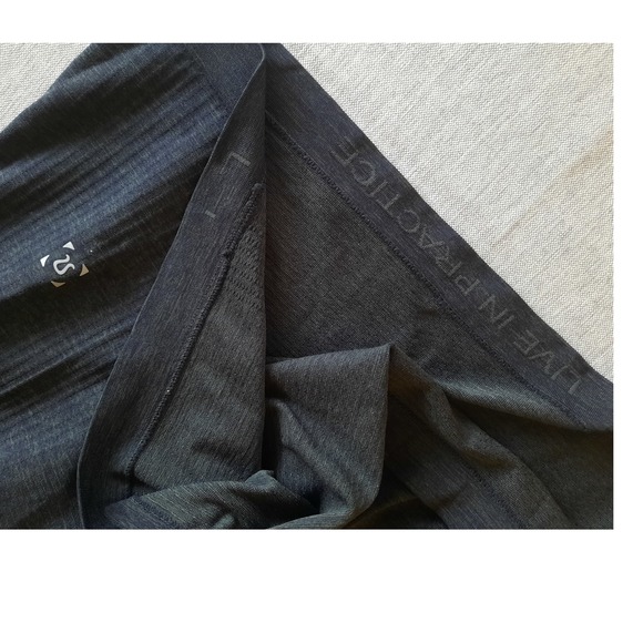 Lululemon Metal Vent Tech Long Sleeve Men Dark Gray Athletic Shirt Size XL - Picture 6 of 8